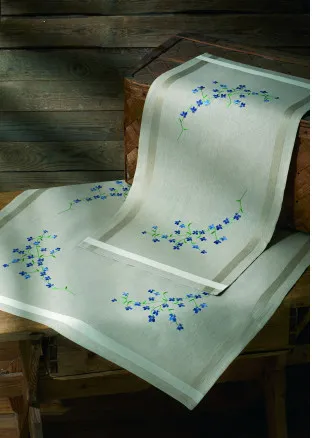 Permin Broderikit Påtegnet duk m/vävd kant 80x80cm